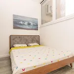 Ena - Located In Quiet Area 500m Of The Sea * Pula