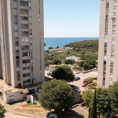 Ena - Located In Quiet Area 500m Of The Sea